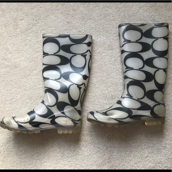 ⚡️⚡️SOLD⚡️⚡️Coach Rain Boots Size 8 - Picture 10 of 16